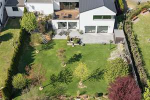 Wohnen wie ein Statement: Exklusives Haus mit Galeriegefühl, Sonnenterrasse und Naturblick – Die vollständige Adresse der Immobilie erhältst du vom Anbieter., 71126 Gäufelden – Vorschaubild 3