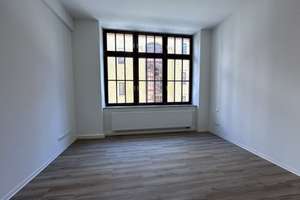 Zentral & stilvoll – 3-Zimmer-Wohnung mit Balkon im sanierten Altbau – Lange Straße 24a, 4103 Zentrum-Ost, Leipzig – Vorschaubild 3
