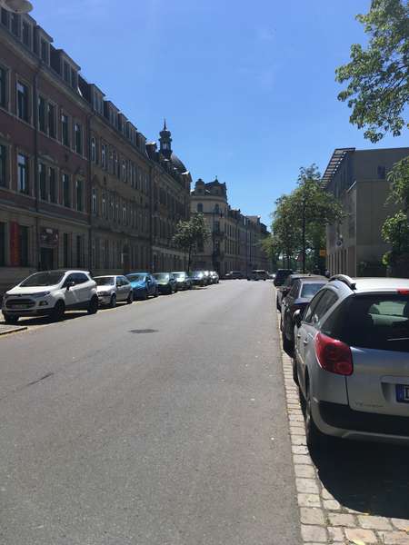 Straßenansicht
