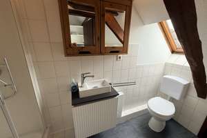 Gemütliche Dachgeschosswohnung im sanierten Altbau – frisch renoviert mit neuer Küche & Westbalkon – Konstantinstraße 32, 53179 Rüngsdorf, Bonn – Vorschaubild 15