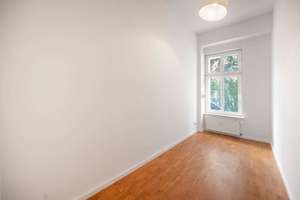 🍀 Wohnglück am Samariter Platz - helle 3 Zimmer EG Wohnung mit offener Küche und über 3m Deckenhöhe – Die vollständige Adresse der Immobilie erhältst du vom Anbieter., 10247 Friedrichshain, Berlin – Vorschaubild 4