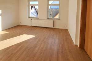 *Lichtdurchflutete 3-Zimmerwohnung + Einbauküche + Tageslichtbad* – Alt Fermersleben 77, 39122 Fermersleben, Magdeburg – Vorschaubild 3