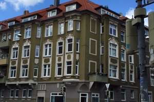 List helle zentral gelegene 2- Zimmer Altbauwohnung