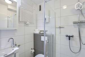 Möbliert: Helles, modisches Apartment im Stadtzentrum von Leverkusen (nahe Hauptbahnhof) – Die vollständige Adresse der Immobilie erhältst du vom Anbieter., 51373 Wiesdorf, Leverkusen – Vorschaubild 16