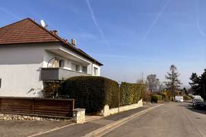 ATTRAKTIVE 2-ZIMMER-ETW MIT XXL-TERRASSE & GARTEN / WBN.-KOHLHECK – Paul-Gerhardt-Straße 31, 65197 Dotzheim, Wiesbaden – Vorschaubild 2