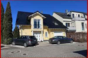 luxuriöse Einfamilienhaus in Seligenstadt – Die vollständige Adresse der Immobilie erhältst du vom Anbieter., 63500 Seligenstadt – Vorschaubild 1