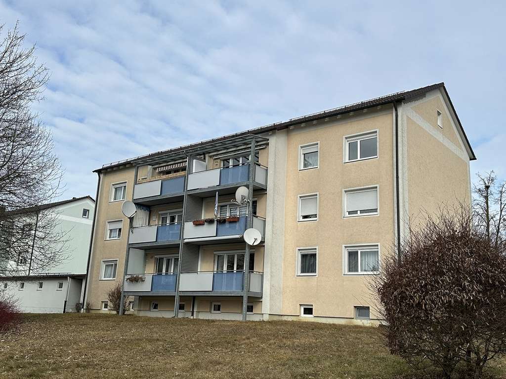 Immobilie in Burgkirchen an der Alz - Platz für die gesamte Familie und sofort zum Einzug bereit - Bild 0