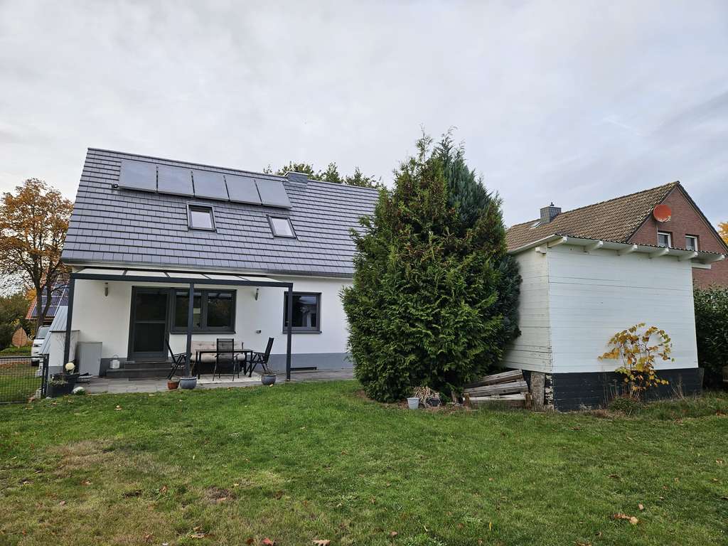 Immobilie in Uchte - Großzügiges Einfamilienhaus mit 11 Zimmern in Uchte - Bild 3