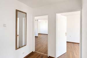 🅝🅔🅤 FÜR EIGENNUTZER & KAPITALANLEGER | Gepflegte 3-Zimmer-Wohnung in Augsburg-Hochzoll – Watzmannstraße 27B, 86163 Hochzoll-Nord, Augsburg – Vorschaubild 4