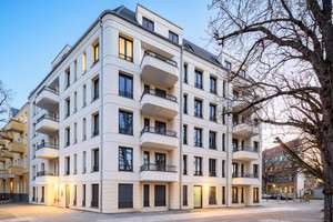 2-Zimmer Wohnung mit Balkon und Seeblick
