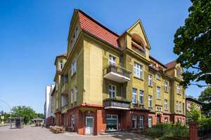 **Sofort bezugsfrei: Großzügiges Wohnen mit Altbaucharakter** – Die vollständige Adresse der Immobilie erhältst du vom Anbieter., 12205 Lichterfelde, Berlin – Vorschaubild 2