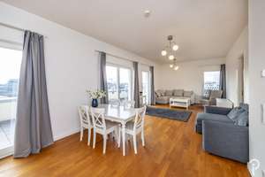 Wohnen in hochwertigem Ambiente mit internationalem Flair.
Möblierte 2 Zimmer-Dachterrassen-Wohnung – Die vollständige Adresse der Immobilie erhältst du vom Anbieter., 40549 Heerdt, Düsseldorf – Vorschaubild 6