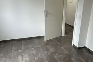 Helle 2-Zimmer Wohnung im 4. OG mit Balkon in Wuppertal-Elberfeld – Chlodwigstraße 30, 42119 Elberfeld, Wuppertal – Vorschaubild 9