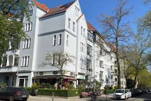 Im Herzen Friedenaus! Ruhige Altbau-Wohnung; 2 Zimmer, neue Küche, Stuck, Holzdielen, Balkon. – Die vollständige Adresse der Immobilie erhältst du vom Anbieter., 12161 Friedenau, Berlin – Vorschaubild 20