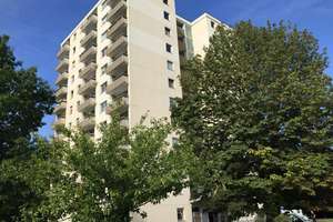 Wir renovieren für Sie! 3-Zimmer-Wohnung in Mönchengladbach Kamphausener Höhe