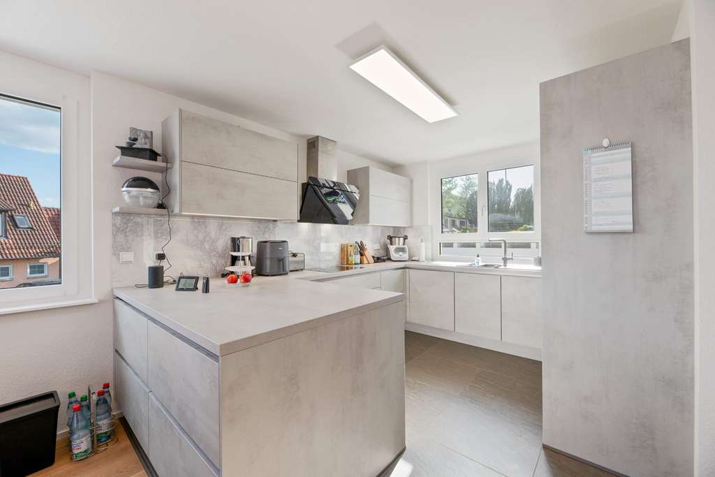 Immobilie in Hattenhofen - Neuwertige große Doppelhaushälfte - Bild 1