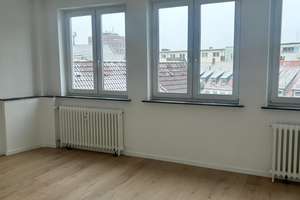 Stilvoll modernisiert: 1-Zimmer-Apartment in der Bielefelder Innenstadt – Niedernstr. 31, 33602 Mitte, Bielefeld – Vorschaubild 1