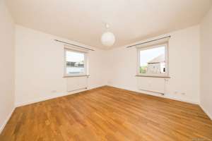Großzügige 3-Zi-Altbauwhg mit Wohnküche, viel Licht & sonnigem Süd-Ost-/Westbalkon - ideal für WGs. – Die vollständige Adresse der Immobilie erhältst du vom Anbieter., 80993 Alt-Moosach, München – Vorschaubild 13