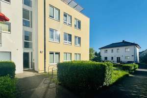 möbliert 3-Zi in Pankow + Tiefgarage - mindestens 1 max. 2 Jahre | Wannen-Bad | EBK | Balkon | LIFT – Vienweg 114, 13127 Französisch Buchholz, Berlin – Vorschaubild 2
