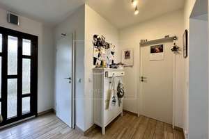 Gepflegtes Reihenendhaus mit großem Garten und Garage in Sankt Augustin - Menden zu vermieten! – Die vollständige Adresse der Immobilie erhältst du vom Anbieter., 53757 Sankt Augustin – Vorschaubild 7