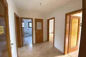 Solides 3-Familienhaus mit 3 Garagen ! – Rhein-Neckar-Kreis – Vorschaubild 3