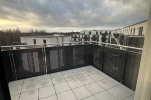 barrierefreie Neubau-Wohnung mit EBK, Süd-Balkon, Echtholzparkett, Fahrstuhl, Tiefgarage – Berringerstraße 39, 18146 Dierkow-Neu, Rostock – Vorschaubild 5