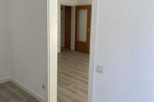 Gepflegte 2 Zimmer-Whg Einbauküche, Bad, Abstellraum, Balkon, Keller, Waschraum  – Dixbäume 25, 45257 Kupferdreh, Essen – Vorschaubild 17