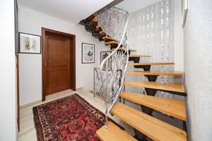 Essen - Stadtwald!
Vorzeige-Villa in bevorzugter Lage – Die vollständige Adresse der Immobilie erhältst du vom Anbieter., 45134 Stadtwald, Essen – Vorschaubild 10