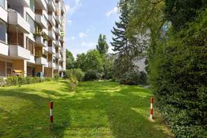Bezugsfreie 1-Zimmer-Wohnung im 6 Stock mit Aufzug, Balkon und Blick ins Grüne – Die vollständige Adresse der Immobilie erhältst du vom Anbieter., 10587 Charlottenburg, Berlin – Vorschaubild 20