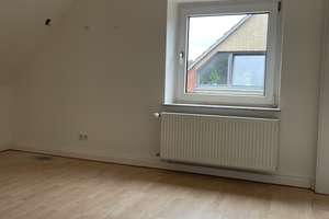 Gepflegte 2,5-Zimmer-DG-Wohnung in GE-Erle – Strumannstraße 17, 45891 Erle, Gelsenkirchen – Vorschaubild 8