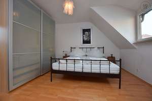 Großzügige, helle und möblierte Wohnung mit PKW-Stellplatz in Stuttgart Möhringen – Die vollständige Adresse der Immobilie erhältst du vom Anbieter., 70567 Möhringen-Mitte, Stuttgart – Vorschaubild 9