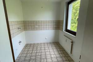 Charmante 2‑Zimmer‑Wohnung mit Loggia und Durchgangszimmer in zentraler Lage – Weberstraße 7/9, 45879 Altstadt, Gelsenkirchen – Vorschaubild 5