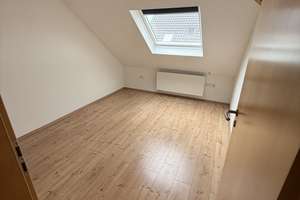 Gemütliche 3 Zimmer-Dachgeschosswohnung – Promenadeweg 5, 89165 Dietenheim – Vorschaubild 6
