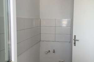 Komm in die City: renoviertes Single Appartement mit Balkon – Friedrich-Karl-Str. 4, 46045 Altstadt-Mitte, Oberhausen – Vorschaubild 3