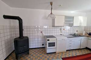 Wohnen wie im Park!
Tolles Landhaus
+ 4 Nebengebäude
+ PV-Anlage u. Fernwärme
+ Bezugsfrei in Kü – Die vollständige Adresse der Immobilie erhältst du vom Anbieter., 95473 Creußen – Vorschaubild 36