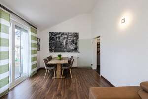 Modern wohnen mit Komfort – Dachgeschosswohnung mit Balkon & TG-Stellplatz – Die vollständige Adresse der Immobilie erhältst du vom Anbieter., 74076 Heilbronn, Heilbronn – Vorschaubild 7
