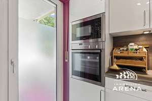 Ruhig. Grün. Hell. 3 ZKB im EG mit 2 Loggien und 2 TG-Boxen in Hochzoll-Süd inkl. EBK, Kunststofff. – Die vollständige Adresse der Immobilie erhältst du vom Anbieter., 86163 Hochzoll-Süd, Augsburg – Vorschaubild 12