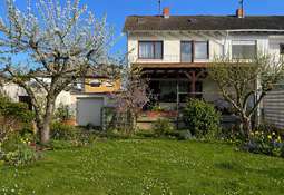 Haus und Garten Rückseite
