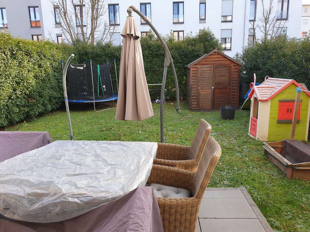 Exklusive, neuwertige 4-Zimmer-Erdgeschosswohnung mit gehobener Innenausstattung mit EBK in Mainz