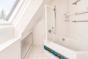 3-Zimmer Maisonette auf zwei Etagen mit herrlichen Südwestbalkon im beliebten Rudow – Die vollständige Adresse der Immobilie erhältst du vom Anbieter., 12357 Rudow, Berlin – Vorschaubild 15
