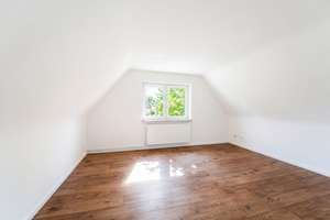Aus Alt mach Neu – Reihenendhaus für Handwerker – Die vollständige Adresse der Immobilie erhältst du vom Anbieter., 23758 Oldenburg in Holstein – Vorschaubild 11