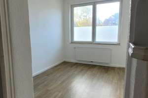 Gepflegte 2-Zimmer Erdgeschosswohnung zu vermieten! – Pestalozziastraße 8, 27568 Mitte, Bremerhaven – Vorschaubild 1