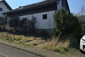 Gondelsheim: Freistehendes Einfamilienhaus mit familiärer ELW, Garage, Werkstatt, großer Garten – Die vollständige Adresse der Immobilie erhältst du vom Anbieter., 75053 Gondelsheim – Vorschaubild 3