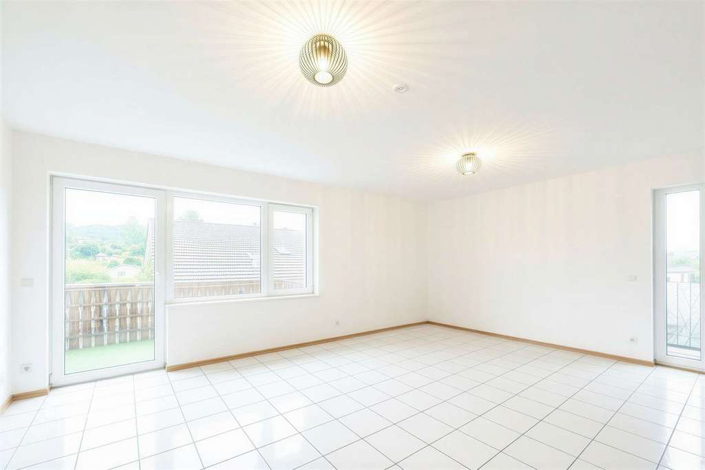 Immobilie in Ruppichteroth - Wohnen auf einer Ebene – 143 m² modernisiert mit Balkon & Garage - Bild 4