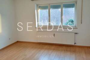 Gepflegtes Zweifamilienhaus mit weitläufigem Grundstück in begehrter Wohnlage – Die vollständige Adresse der Immobilie erhältst du vom Anbieter., 85053 Südost, Ingolstadt – Vorschaubild 6