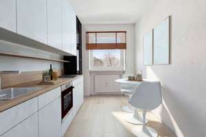 Sonnige 3 Zimmer-Wohnung mit Balkon – Die vollständige Adresse der Immobilie erhältst du vom Anbieter., 80807 Milbertshofen, München – Vorschaubild 2