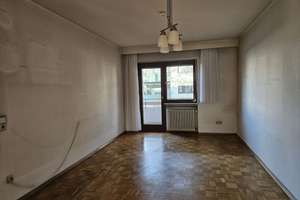 Wolfartsweier: Verfügbare 5-Zi-Whg, Hochparterre, EBK, Bad, sep. G-WC, 3 Balkone, voll unterkellert – Die vollständige Adresse der Immobilie erhältst du vom Anbieter., 76228 Wolfartsweier, Karlsruhe – Vorschaubild 6