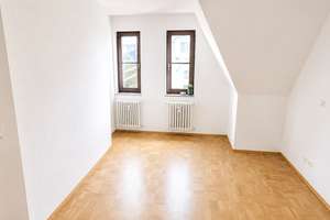 Charmante 2-Raum-Maisonette mit Einbauküche, Balkon & modernem Bad in zentraler Lage – An der Alten Post 2, 9111 Zentrum, Chemnitz – Vorschaubild 6