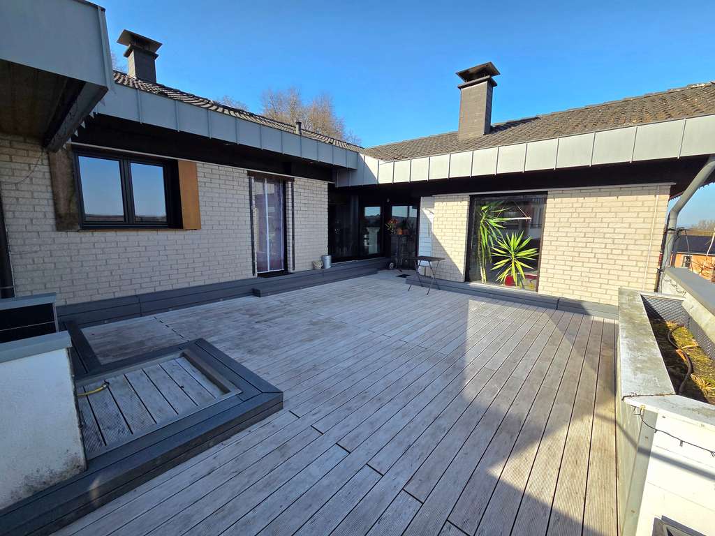 Immobilie in Welschneudorf - Von RTI: Repräsentatives Zweifamilienhaus in Hanglage mit Fernblick in Welschneudorf! - Bild 3