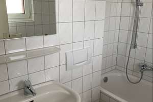 gemütliche 1-Zimmer-Wohnung mit Balkon – Anne-Frank-Straße 34, 65197 Klarenthal, Wiesbaden – Vorschaubild 2